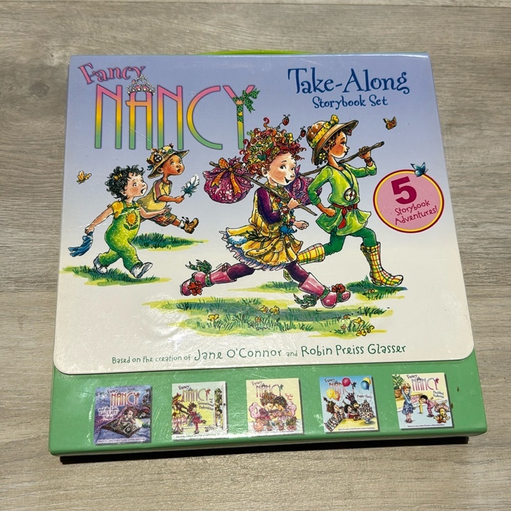 ✨POSH PARTY HOST PICK✨Fancy Nancy Storybook Set- 5 books, plus 2 BONUS books!
